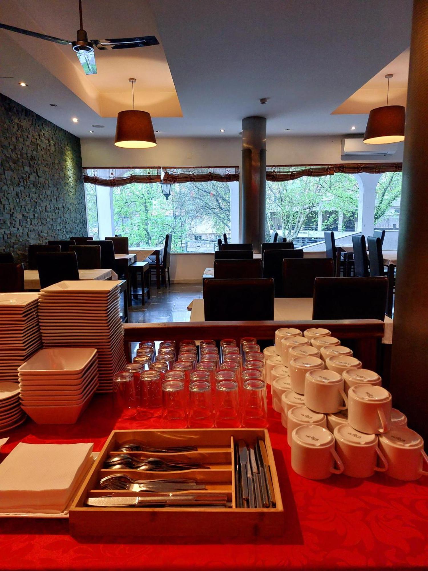 Petrus Hotel تشافيس المظهر الخارجي الصورة
