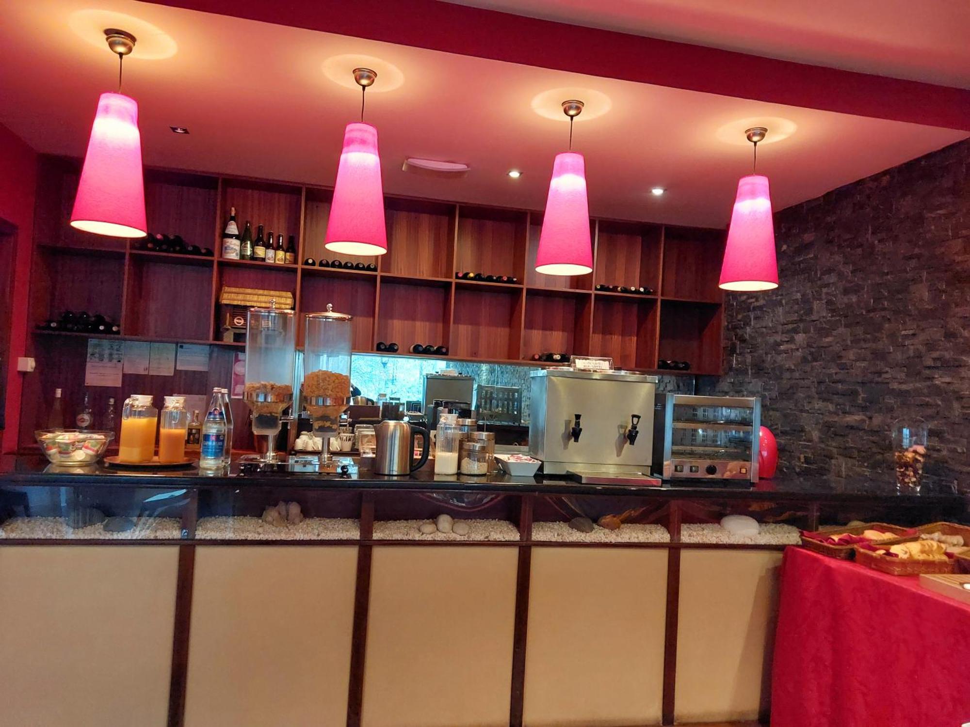 Petrus Hotel تشافيس المظهر الخارجي الصورة