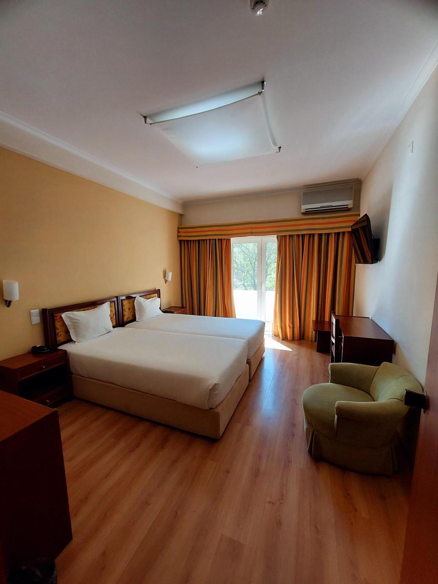 Petrus Hotel تشافيس المظهر الخارجي الصورة